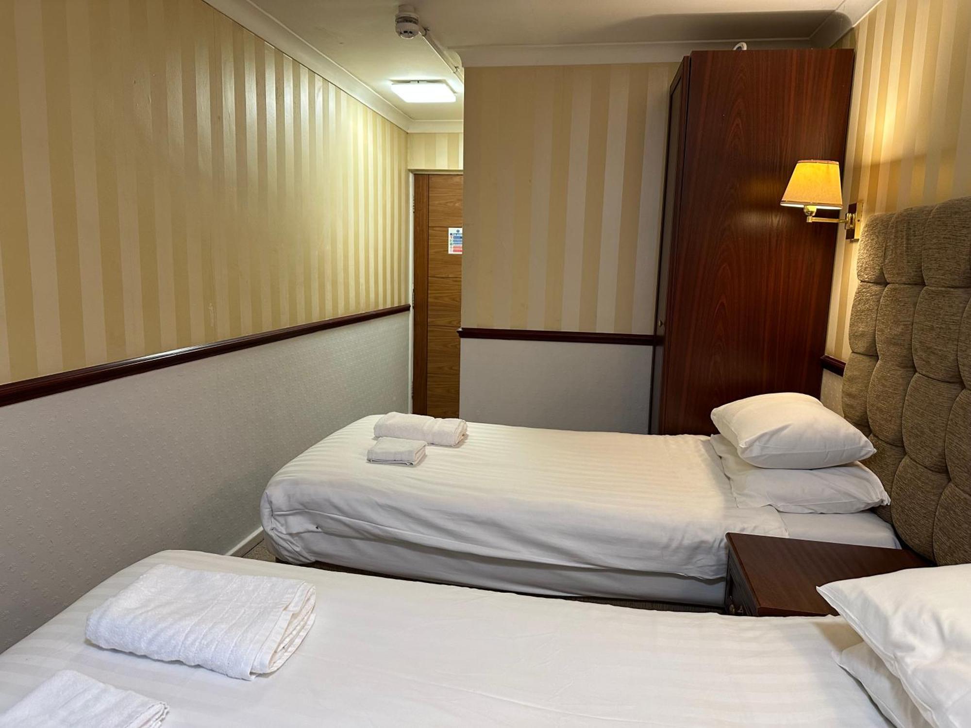Normanhurst Hotel Sale Bagian luar foto