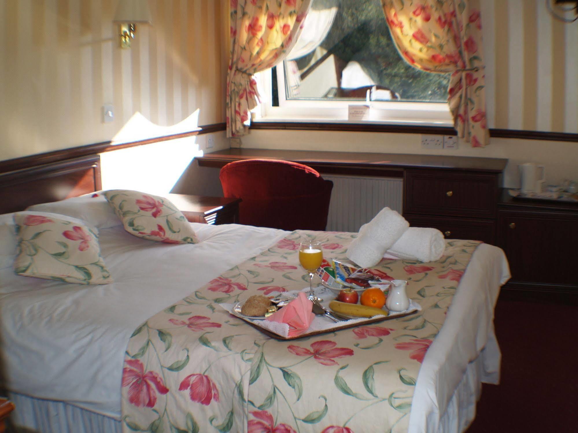 Normanhurst Hotel Sale Bagian luar foto