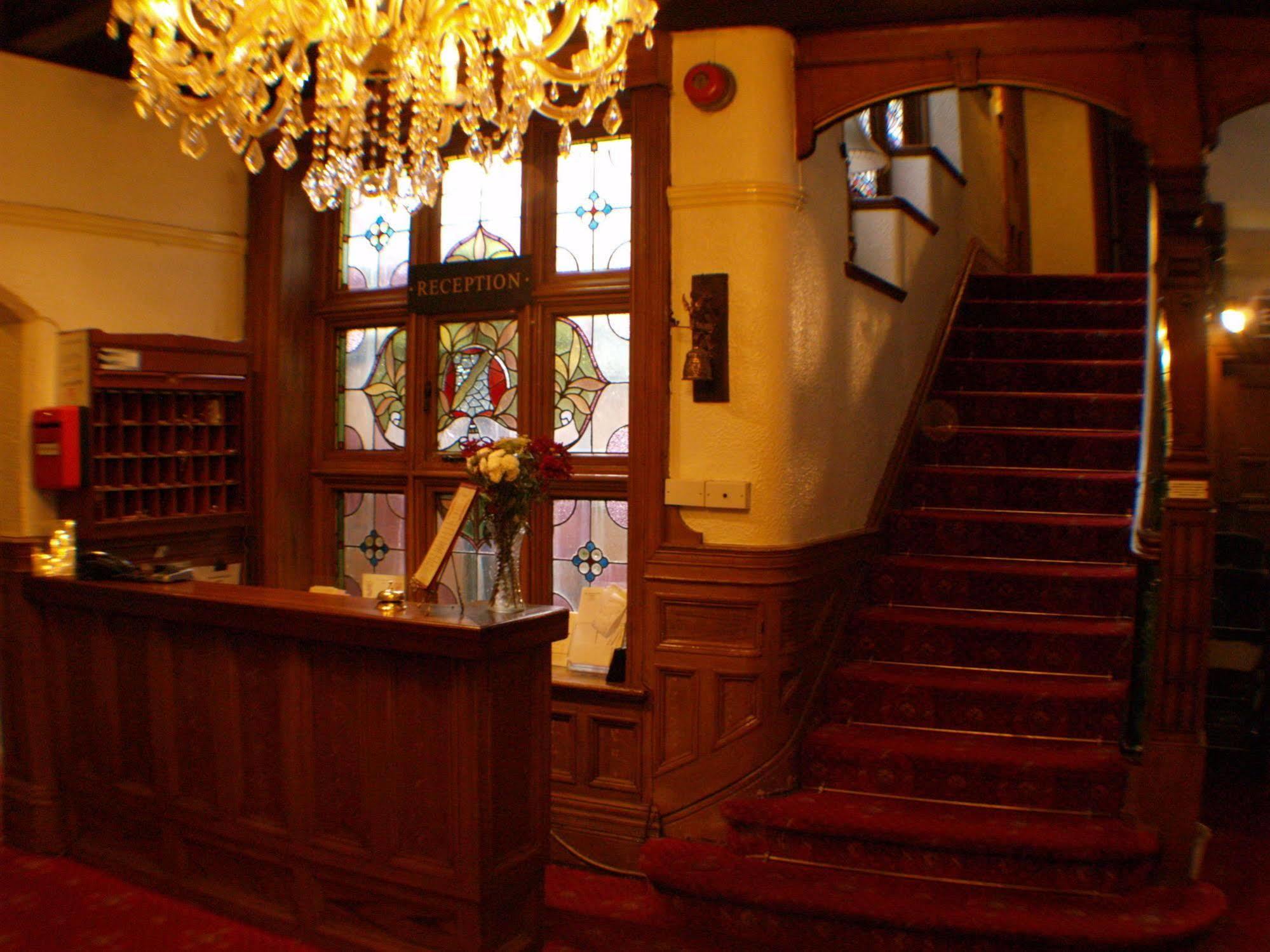 Normanhurst Hotel Sale Bagian luar foto